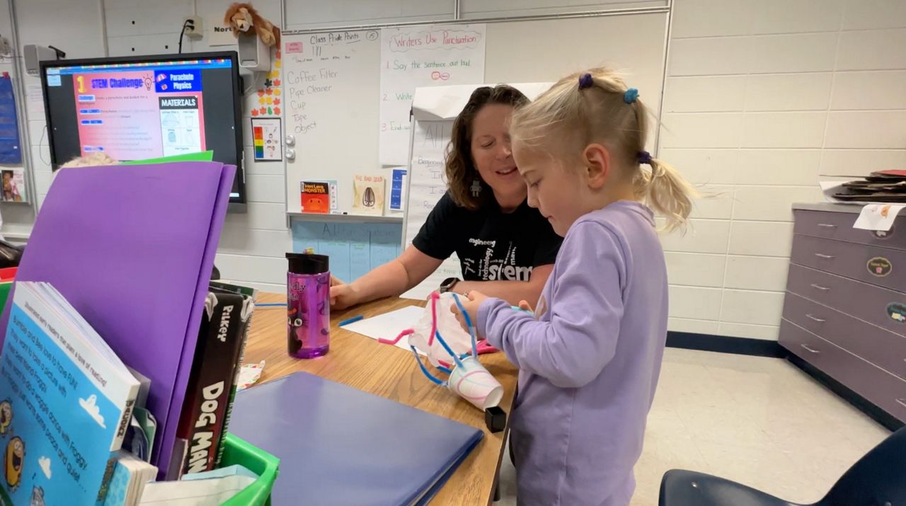 Oshkosh Area School District sparks STEM interest in kids