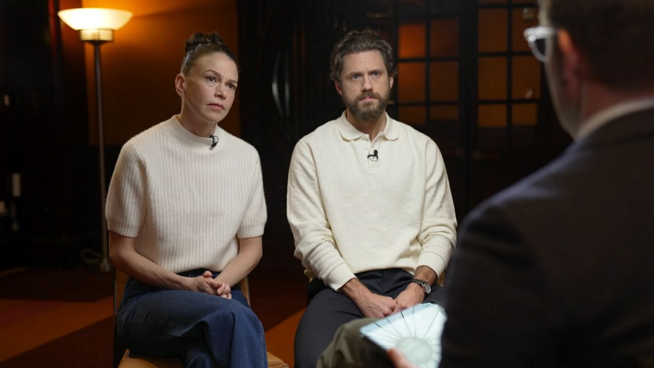 Sutton Foster and Aaron Tveit bring murder, mayhem and laughter to Broadway