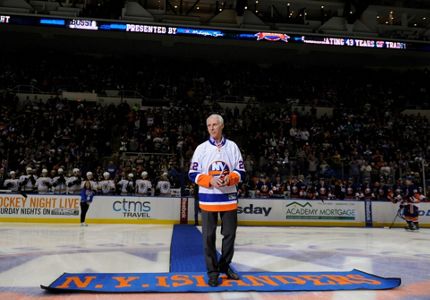 Mike Bossy, Islanders great, four-time Stanley Cup champion, dies