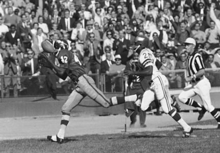 Washington Redskins' Charley Taylor (42)is shown after he caught