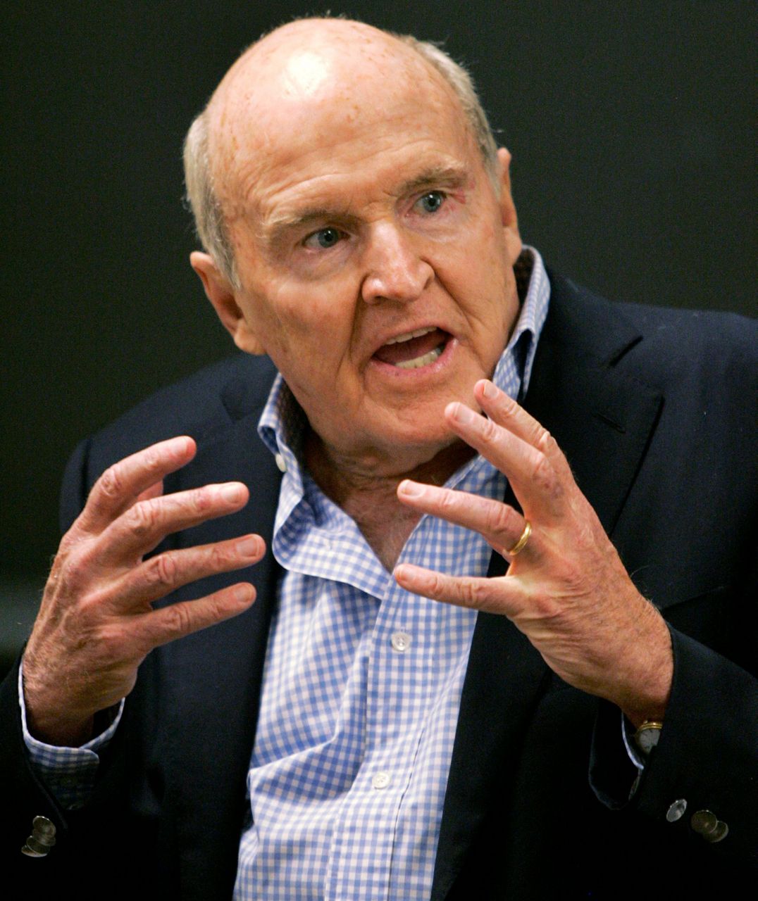 Jack Welch, the GE chief who became a superstar, has died