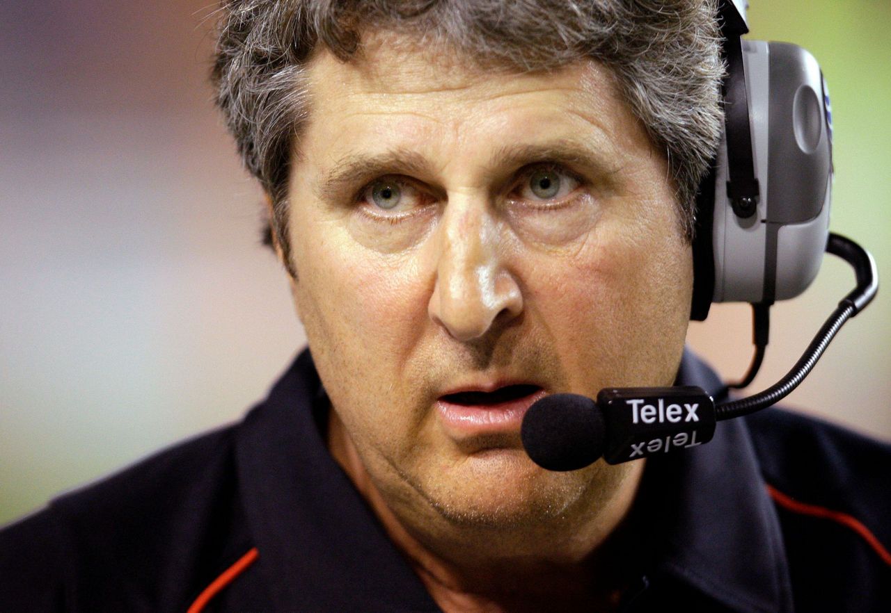 MSU's Mike Leach, pioneering football coach, dies at 61