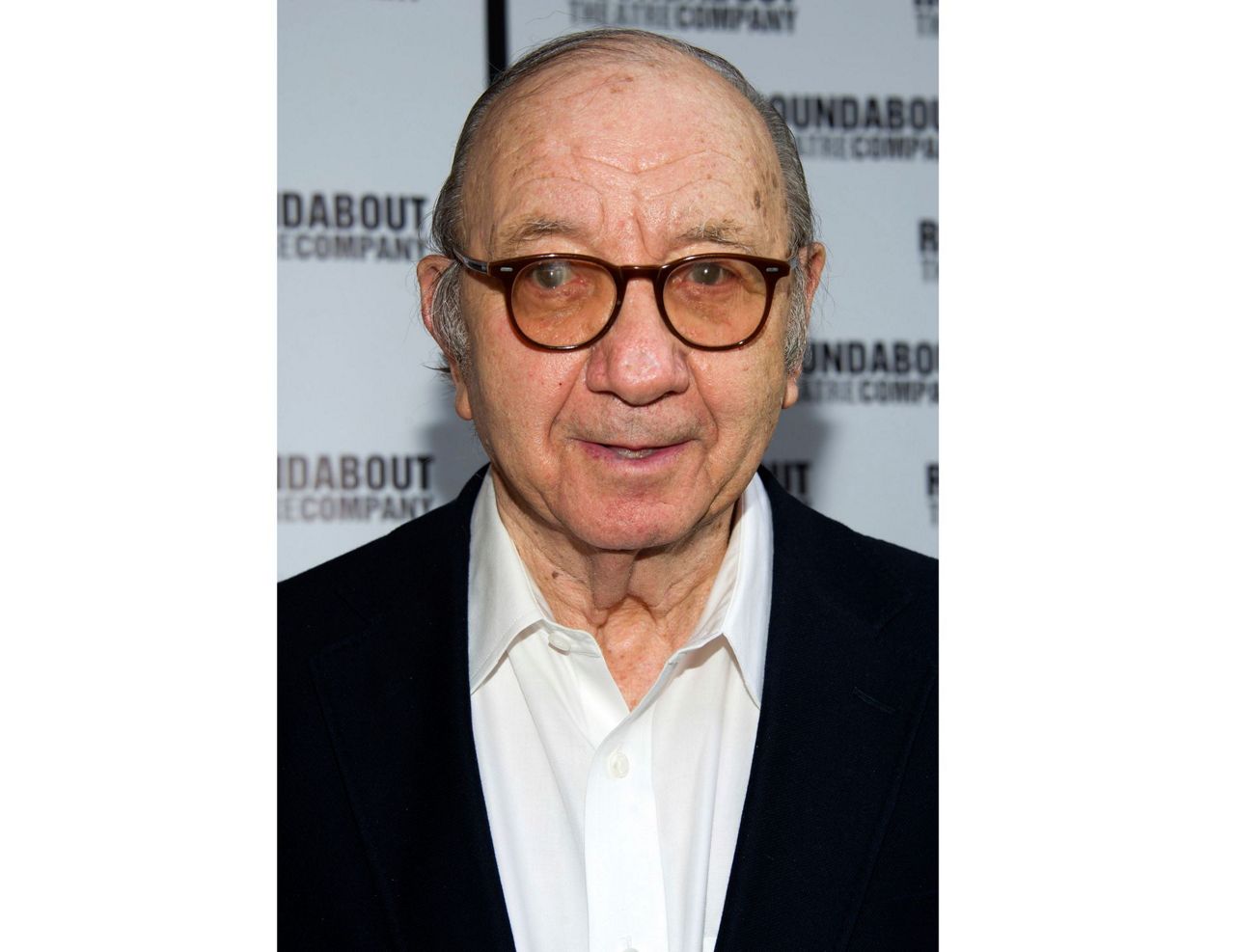 Broadway and Hollywood figures mourn the death of Neil Simon