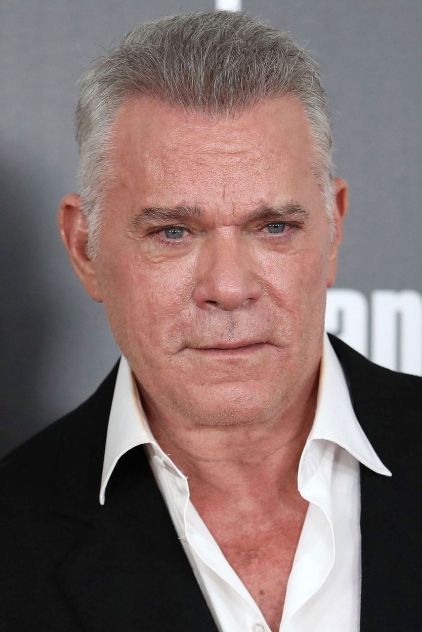 Ray Liotta Goodfellas And Field Of Dreams Star Dies