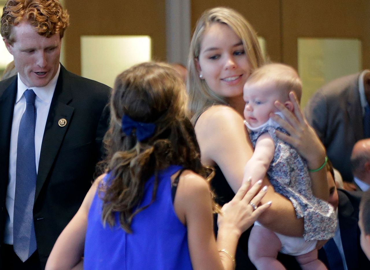robert-f-kennedy-s-granddaughter-saoirse-hill-dies-at-22
