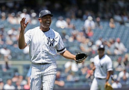Standing Ovation For Mariano Rivera Highlights All-Star Game