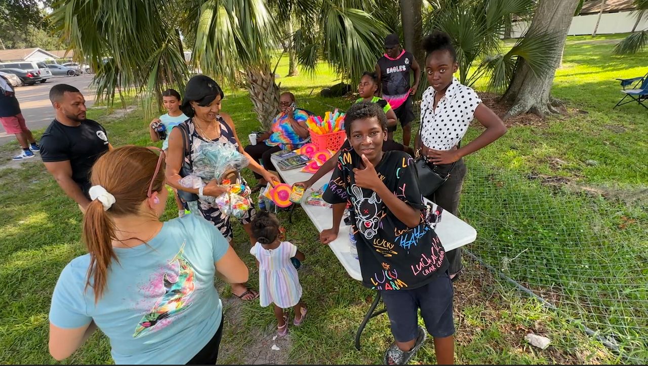 Formerly known as the Holly Court Apartments, the ‘Olive Apartments’ and its residents celebrated community tonight. The area has had issues in the past— from tenants being displaced due to the property’s well water system to some even receiving eviction notices. (Spectrum News)