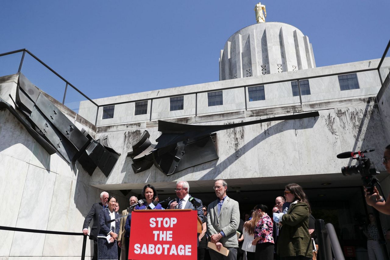 Democrats: Lives could be lost due to Republican walkout in Oregon ...