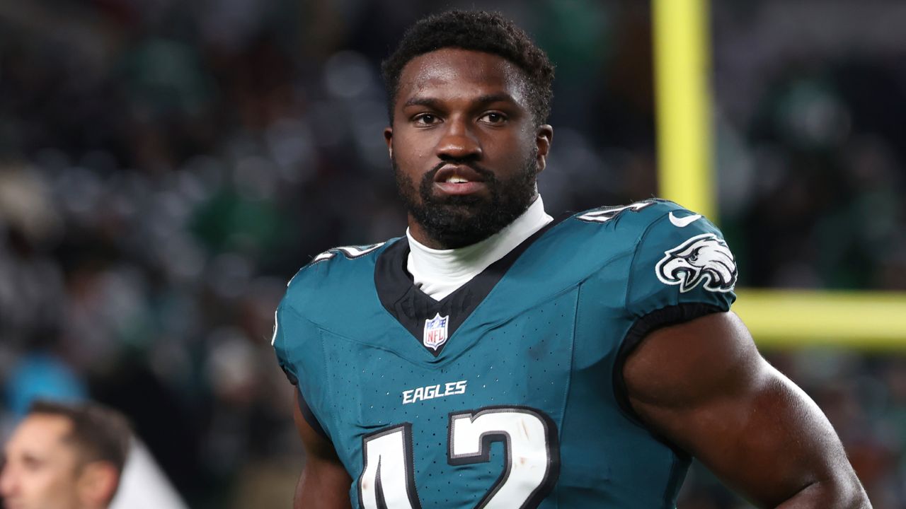 Philadelphia Eagles linebacker Oren Burks (42) leaves the field following pregame warmups before an NFL football game against the Washington Commanders, Thursday, Nov. 14, 2024, in Philadelphia, PA.