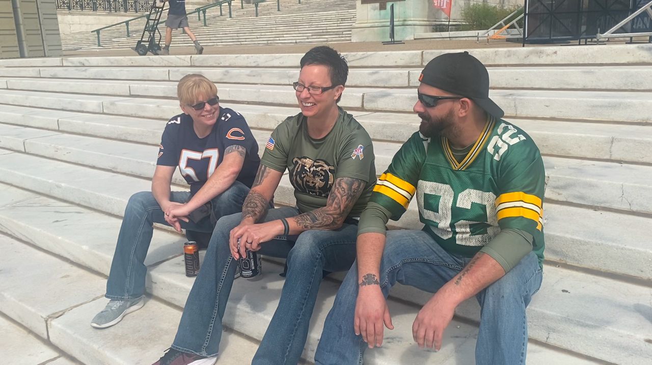 Packers and Bears fans reflect on longest NFL rivalry
