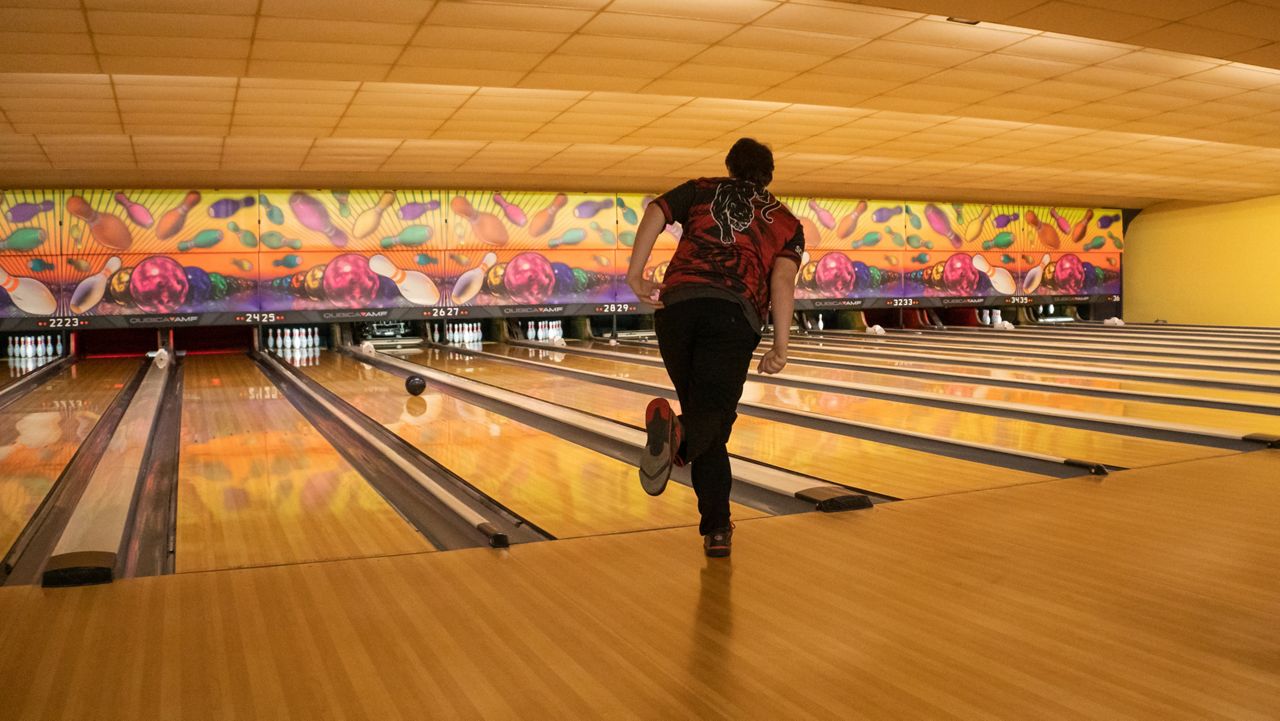 high-school-senior-finds-success-on-the-bowling-team