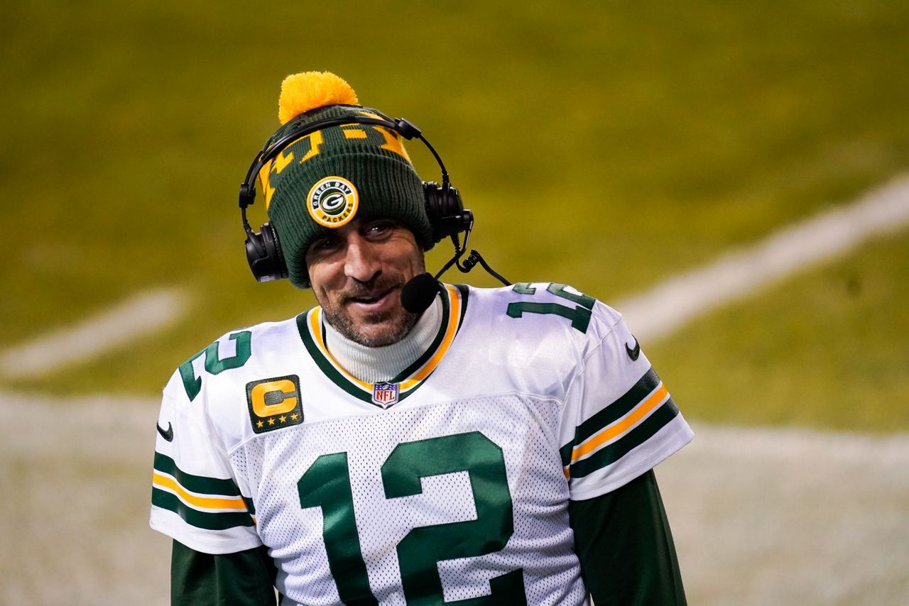 Packers QB Rodgers says he will guest-host on 'Jeopardy!'