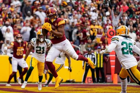 Usage of Antonio Gibson, Brian Robinson Jr. vs. Packers is what Commanders  'envisioned' - WTOP News