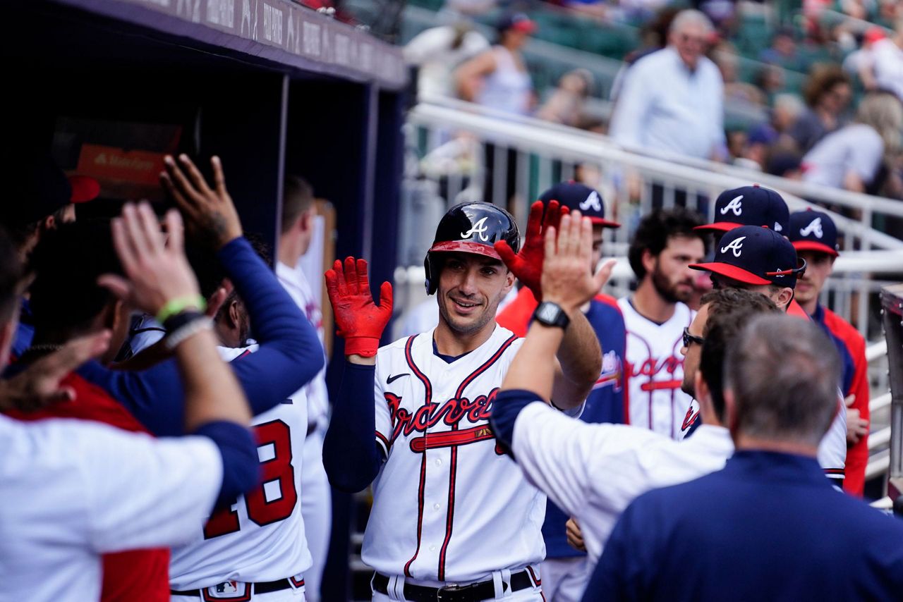 Ozzie Albies' go-ahead double, 05/27/2022