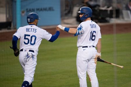 Dodgers rally past Padres 5-4 despite 2 more homers by Tatis