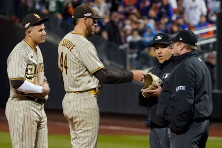 San Diego Padres celebrate after eliminating the New York Mets in Wild Card  round of MLB playoffs