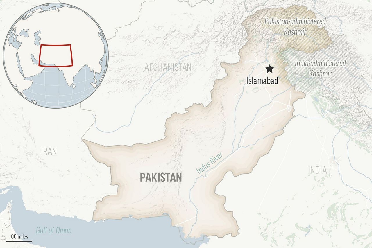 Officials say separatists attack a train in Pakistan and the fate of hundreds on board is not clear