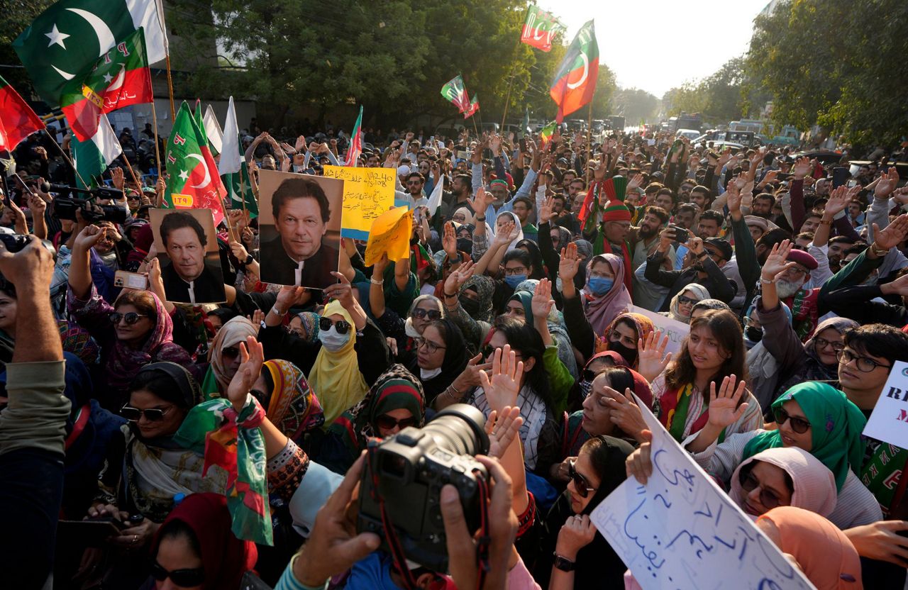Allies of ex-premier Imran Khan secure biggest share of seats in ...