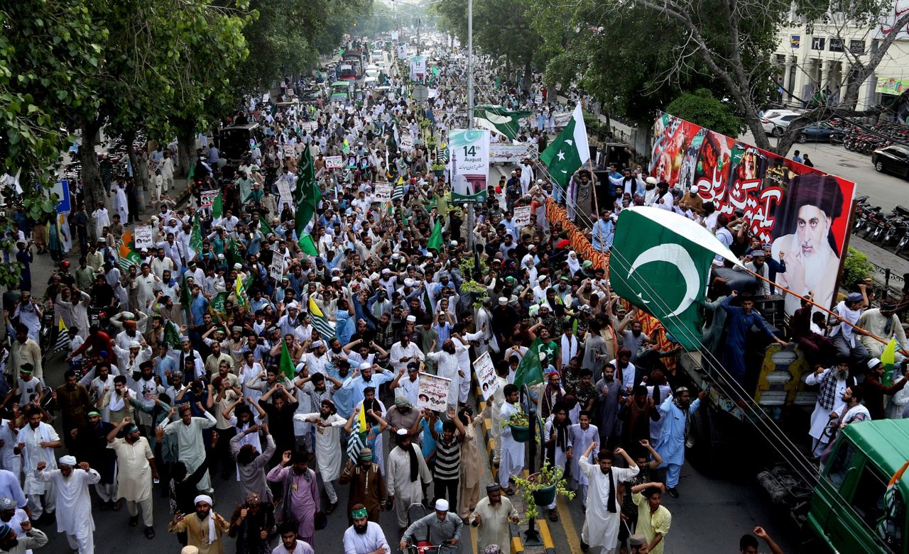 The Latest: Pakistan to go to Security Council over Kashmir