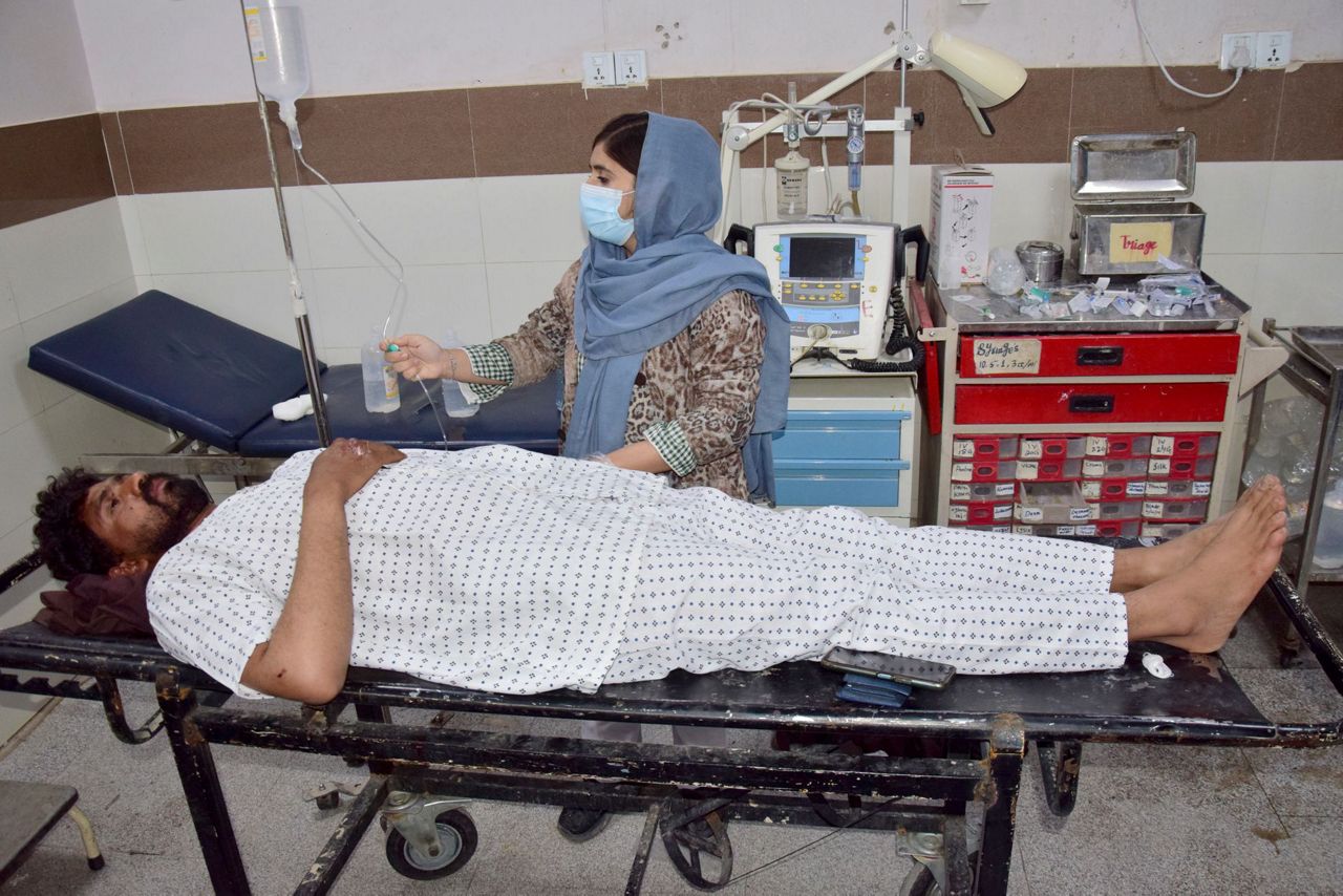 Pakistan's leader to meet with survivors and commandos who ended an ...