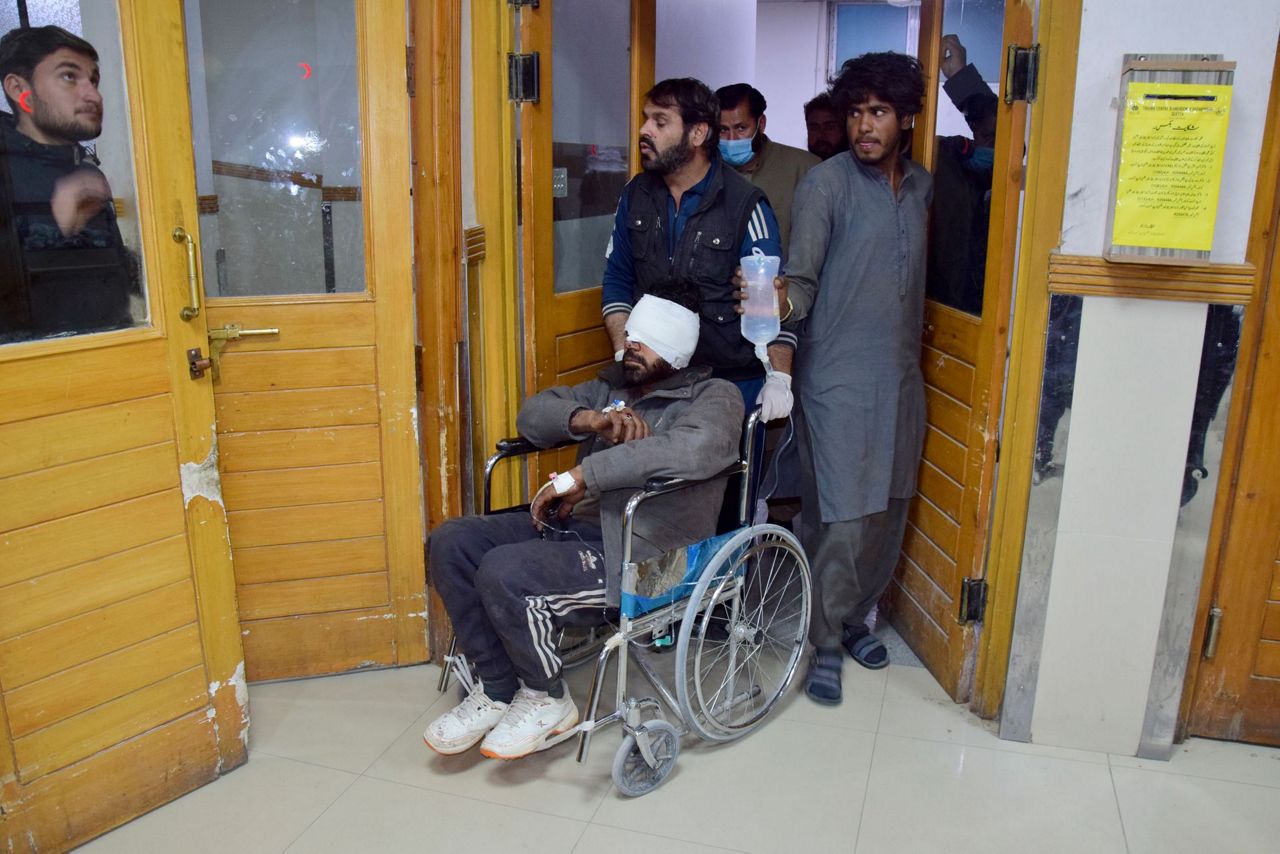 Pakistan's leader to meet with survivors and commandos who ended an ...