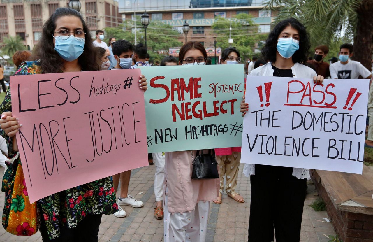 Rights groups warn assaults on women on the rise in Pakistan