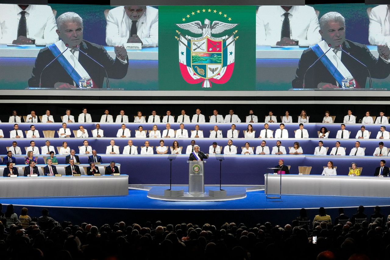 José Raúl Mulino Sworn In As Panama's New President, Promises To Stop ...