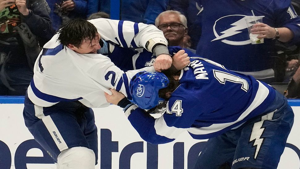Maple Leafs beat Lightning 4-3 in playoff preview