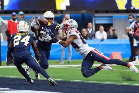 New England Patriots 27-24 Los Angeles Chargers: Adrian Phillips picks off  Justin Herbert twice in Pats road win, NFL News