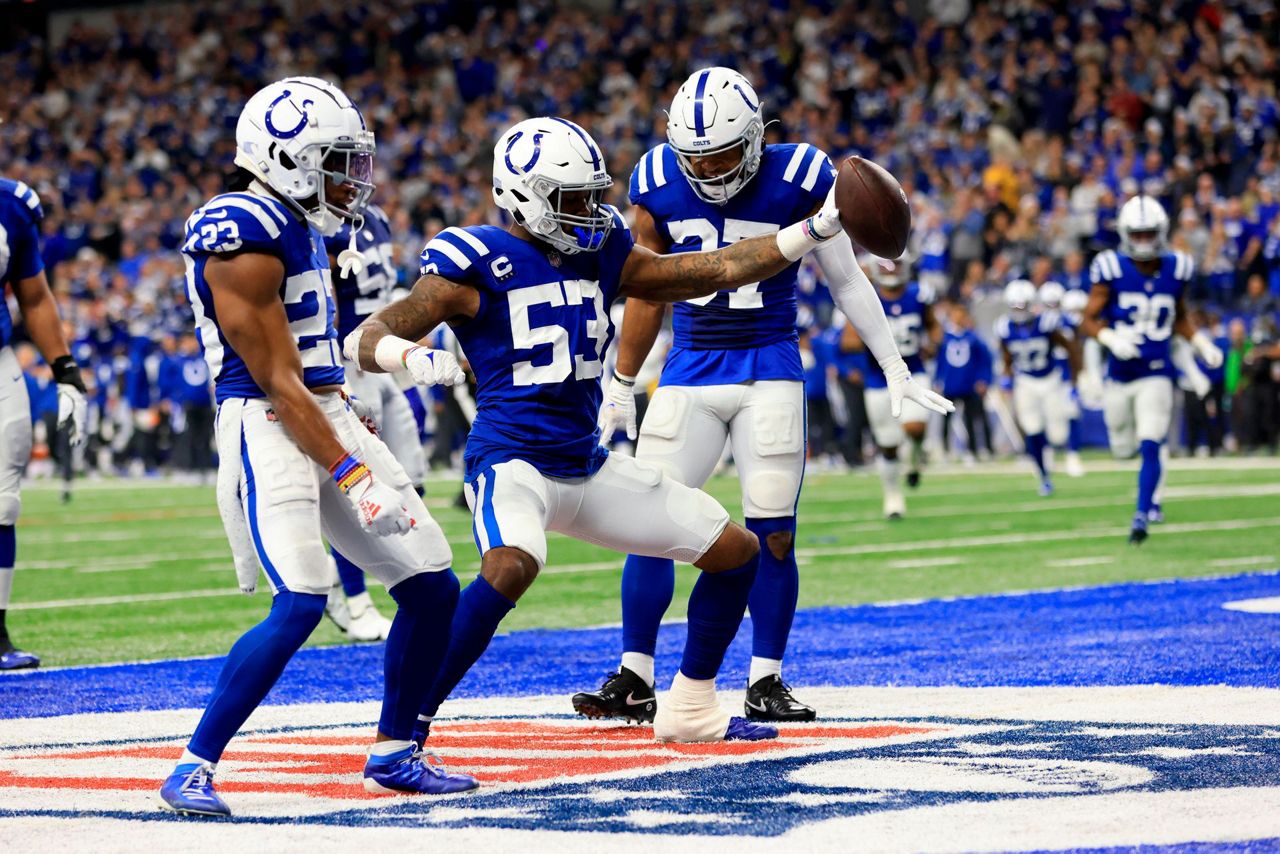 Photos: Jonathan Taylor scores Colts franchise-record 5 touchdowns in  Buffalo