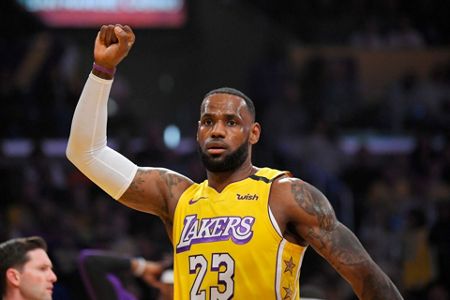 Lakers store number 46