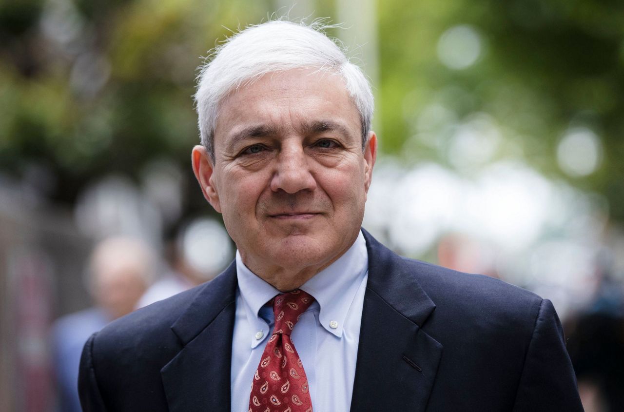 Judge Throws Out Ex Penn State President s Conviction