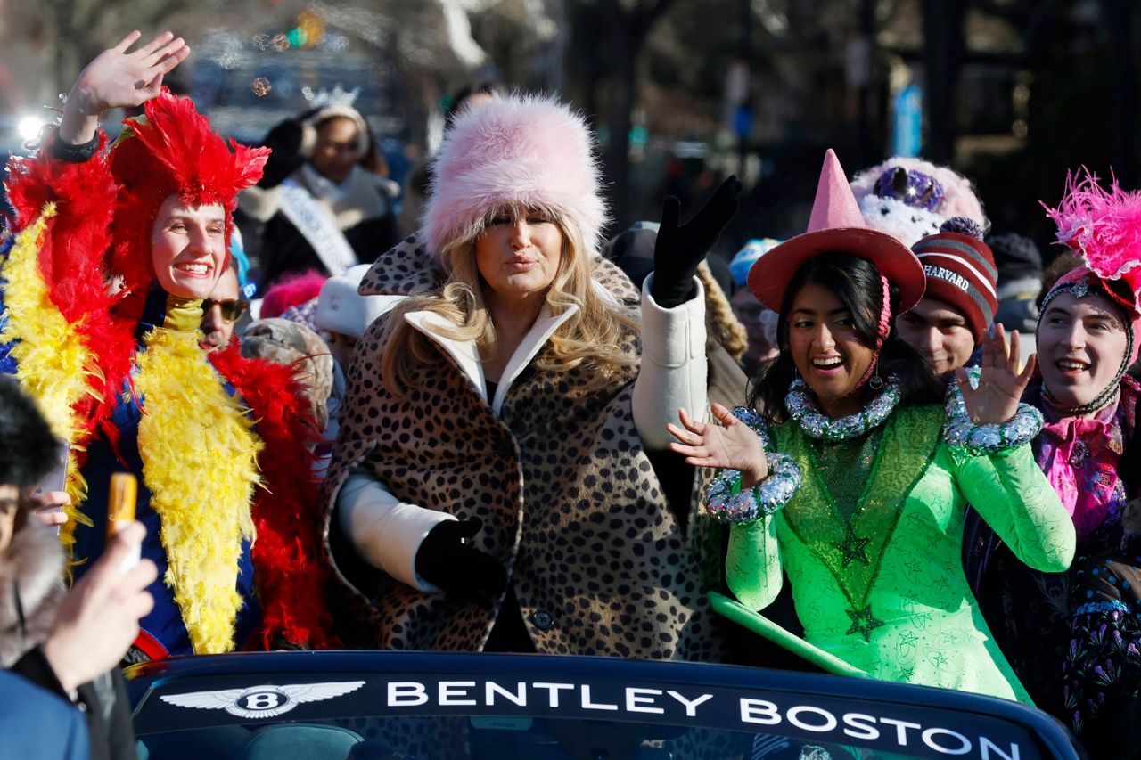 Hasty Pudding celebrates Coolidge as its Woman of the Year