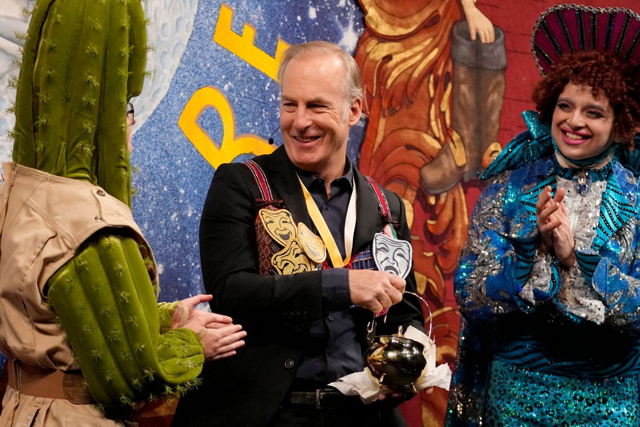 Hasty Pudding to fete Bob Odenkirk as its Man of the Year