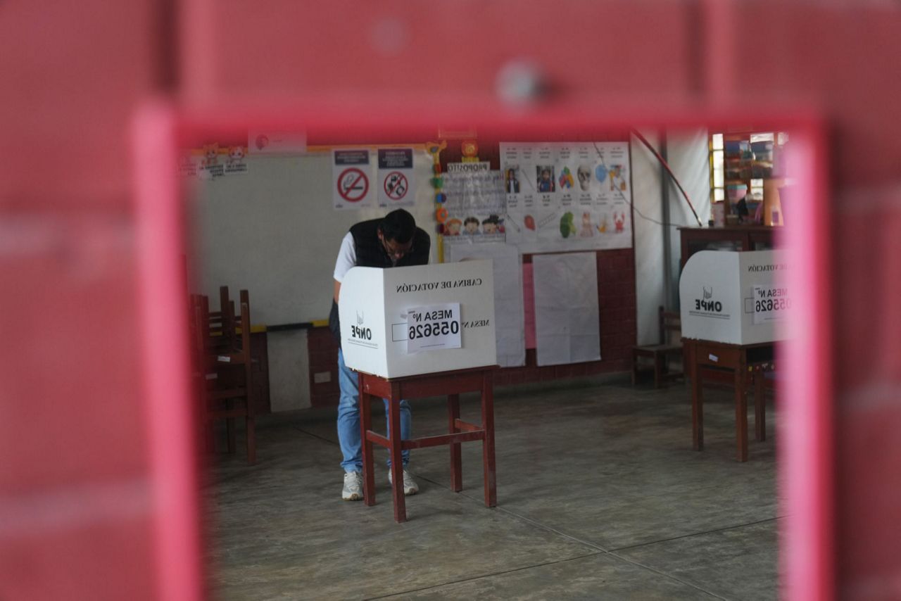 With rising crime on their minds, Peruvians to vote for president yet again