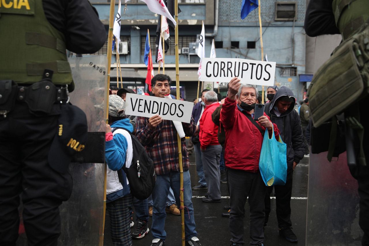 Challenges mount against Peru's president, his family