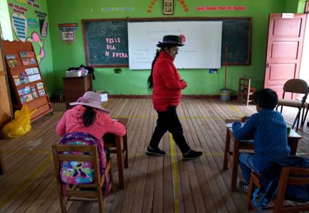 quechua in ecuador for schools