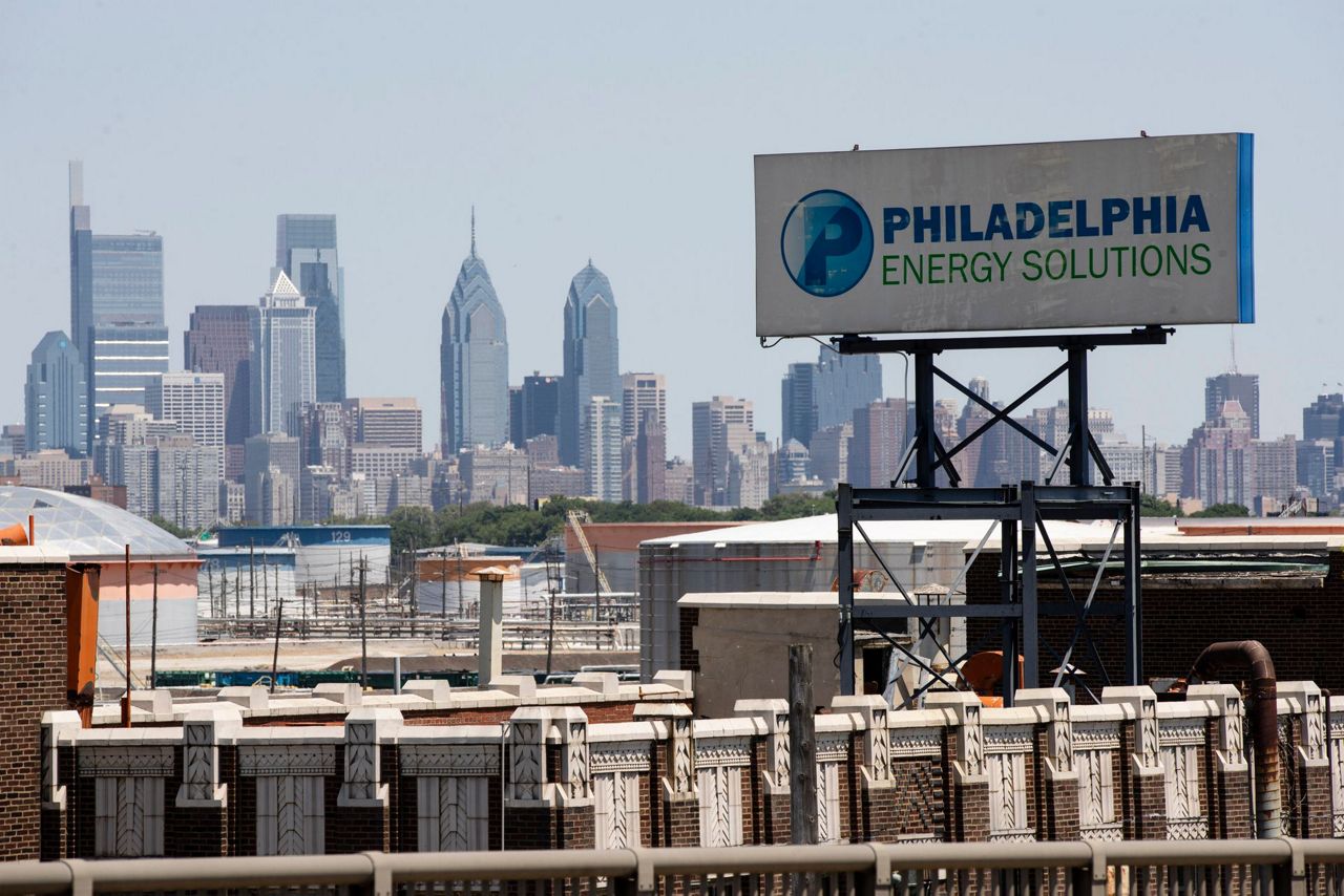 Largest oil refinery on East Coast will close after fire