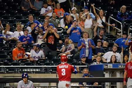 Jacob deGrom Fans Nine in a Row as Mets Split Doubleheader - The