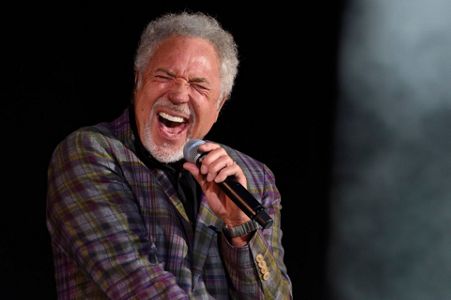 AP Photos: Ahead of Tom Jones' 80th birthday, a look back