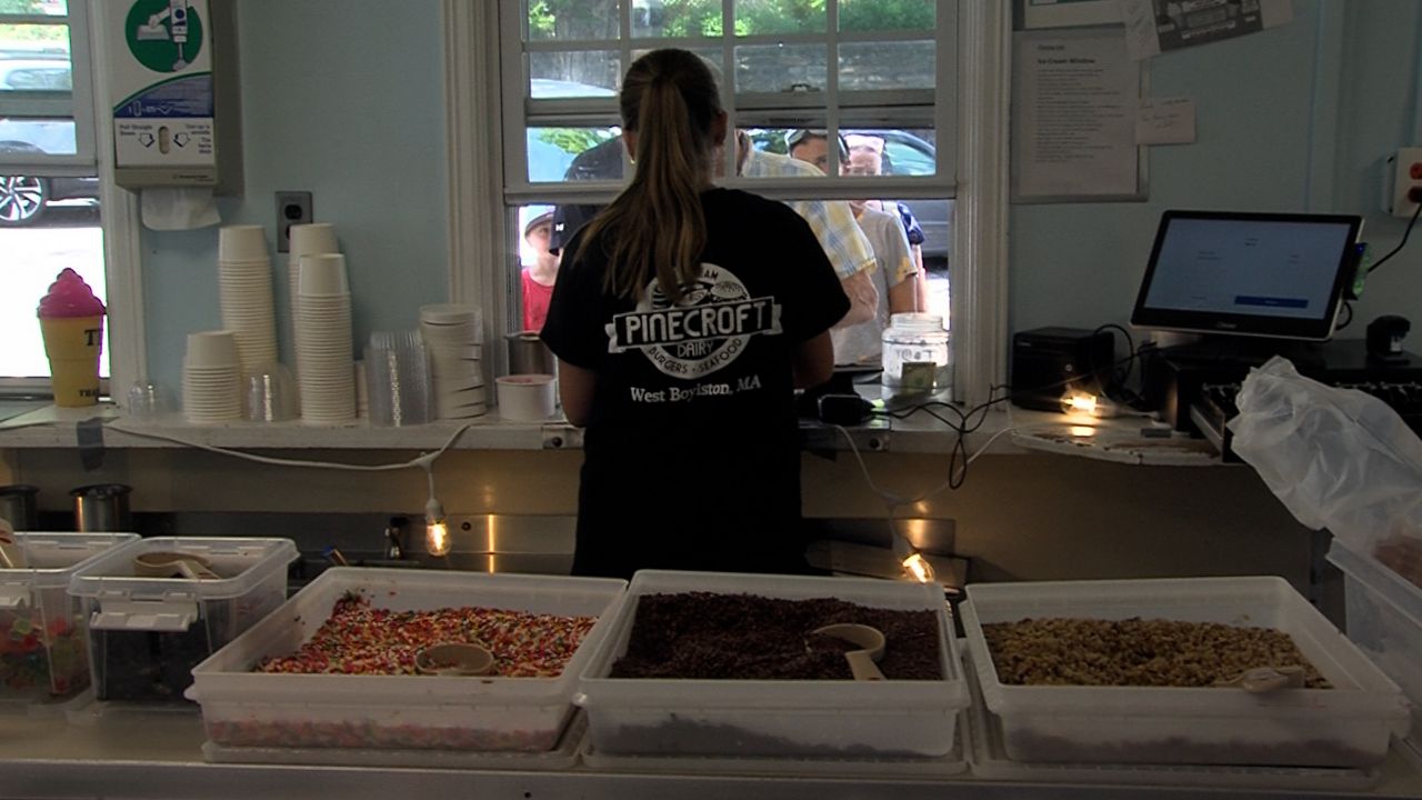 Pinecroft's ice cream window is open seven days a week from 12pm until 9pm. (Shaun Grady/Spectrum News 1)