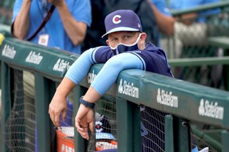 Cubs manager David Ross, Jed Hoyer test positive for COVID-19