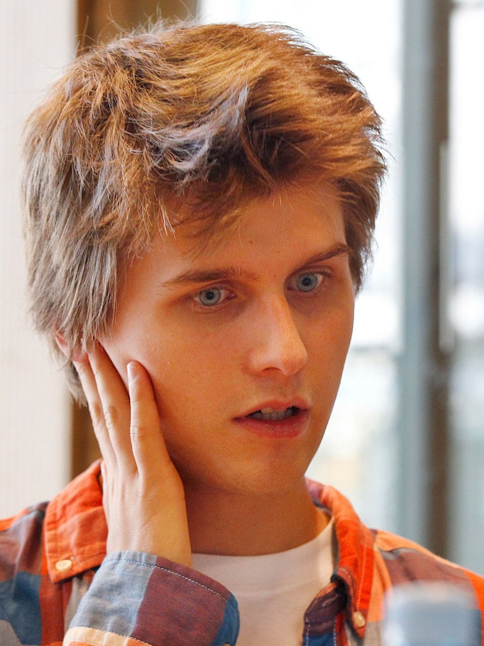 AP Interview: Chopin contest winner praises old pianos