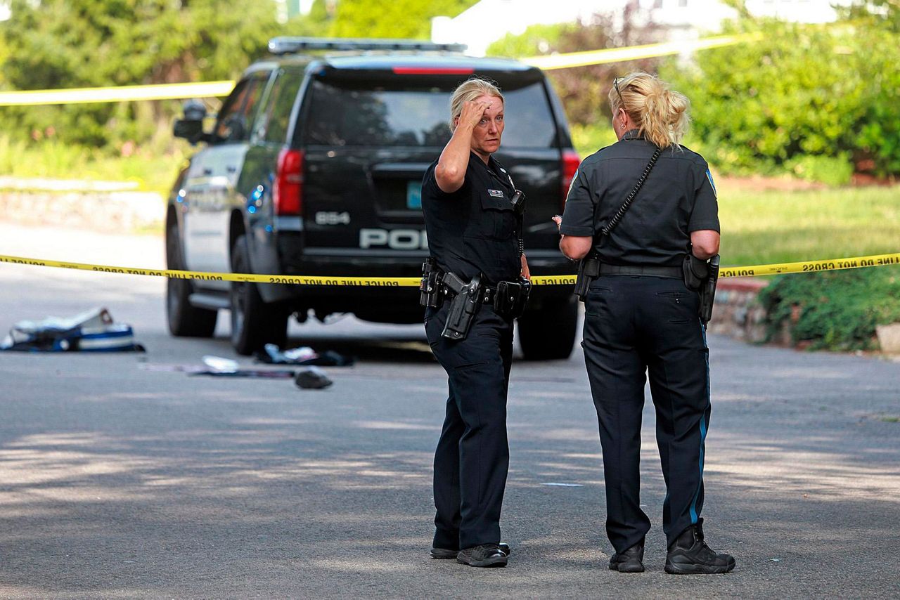 Police officer, bystander die from gunshot wounds
