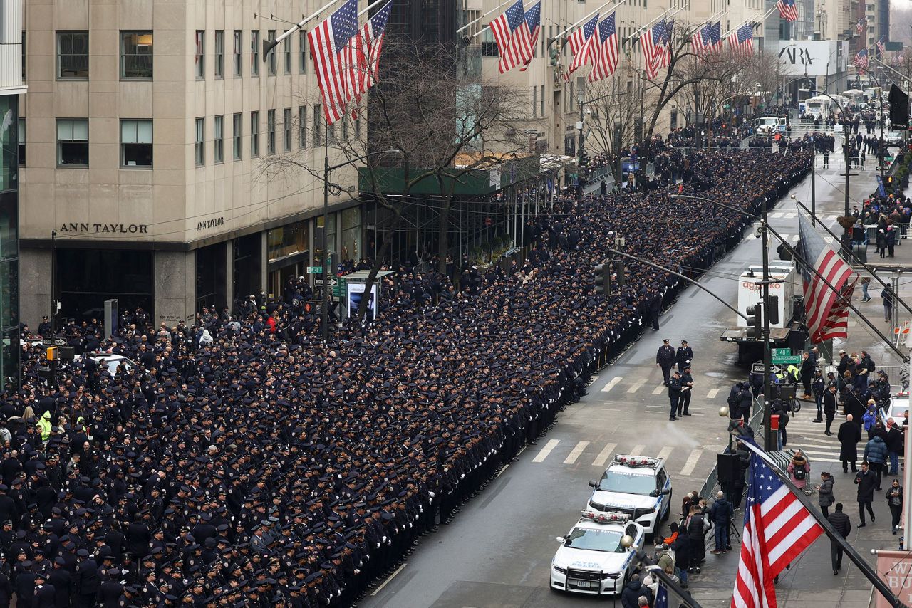 '3 times a hero': NYPD to honor 2nd officer slain in Harlem