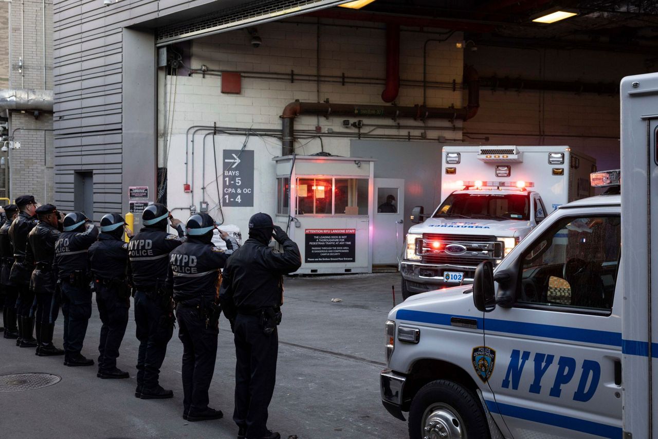 2nd NYPD officer dies, days after Harlem shooting