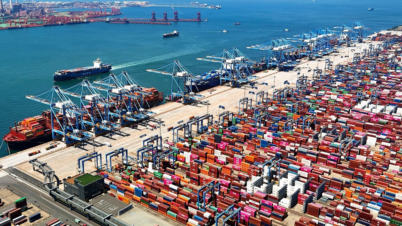 China hits U.S. ships with retaliatory port fees before trade talks