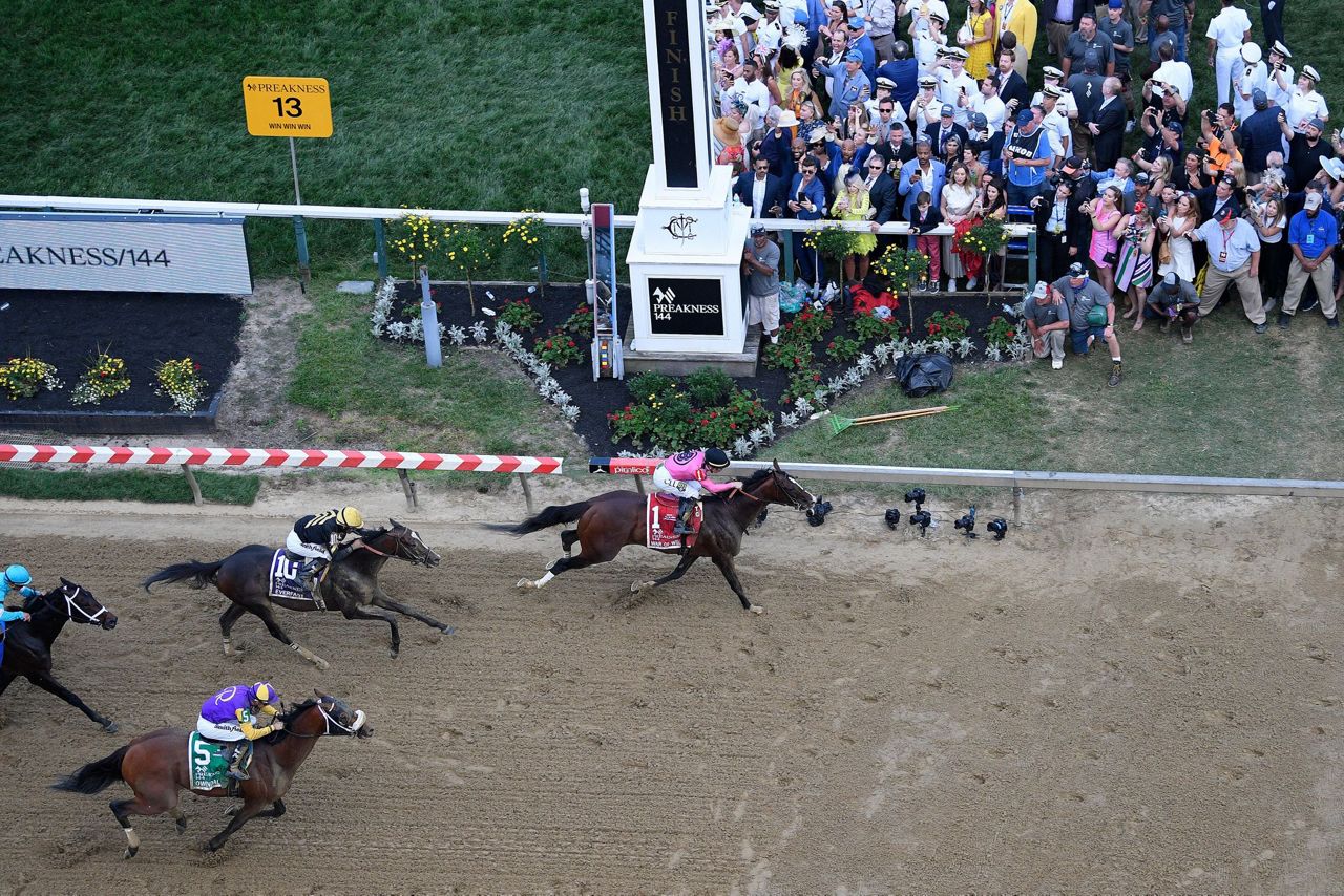 Baffert's Improbable remains favorite to win the Preakness