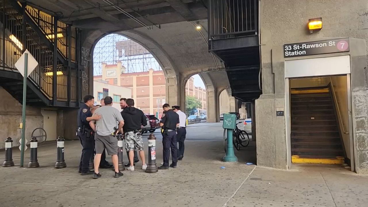 NYC teen dies after hitting third rail during subway surf