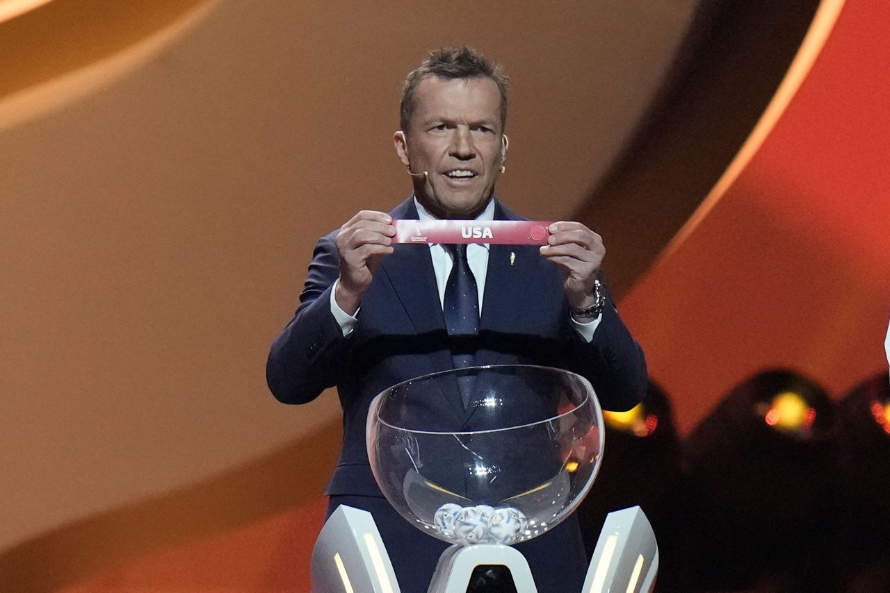 qatar-stages-draw-for-world-cup-amid-protests